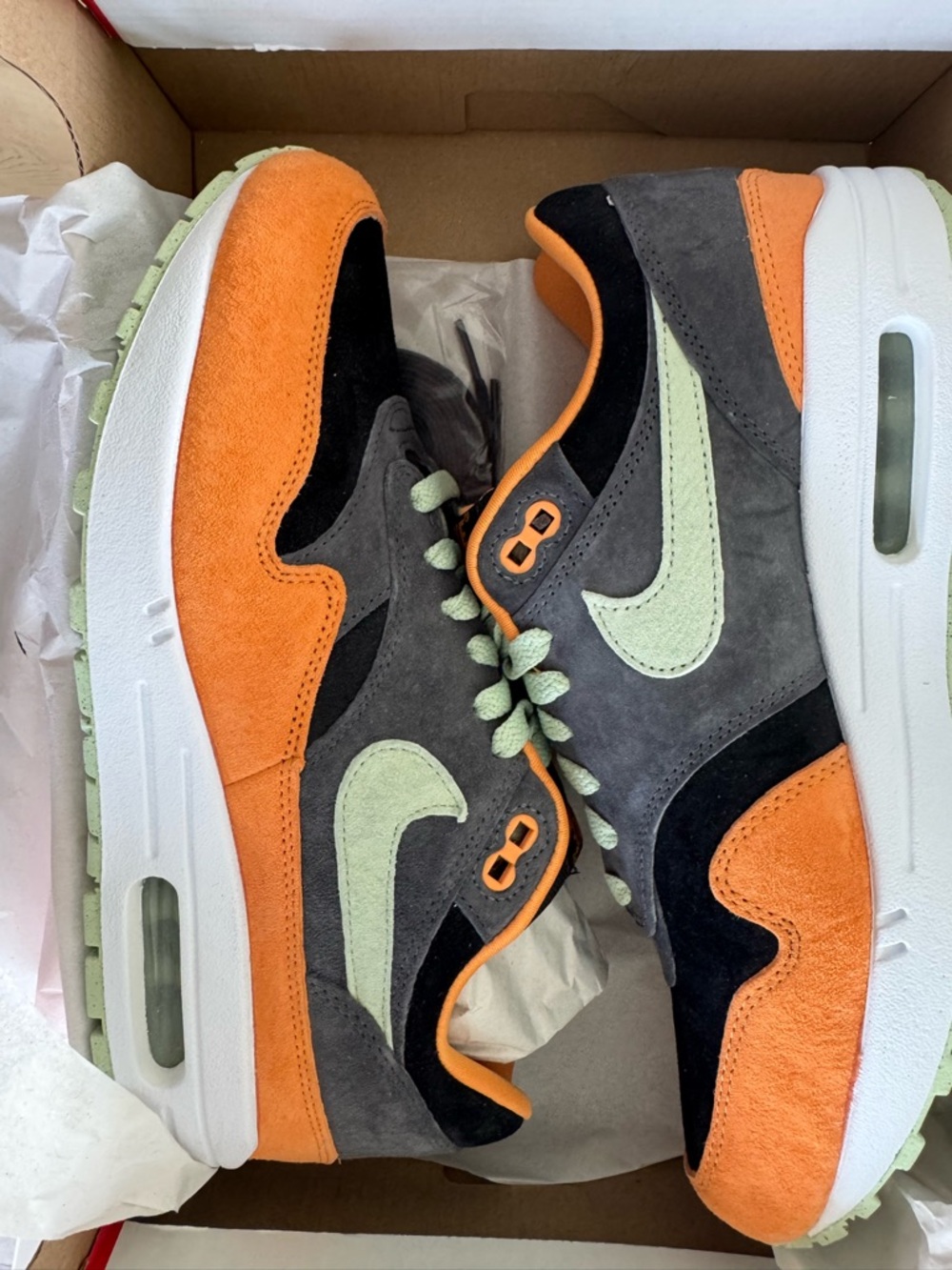 Nike Air Max 1 PRM Red & White Box Label